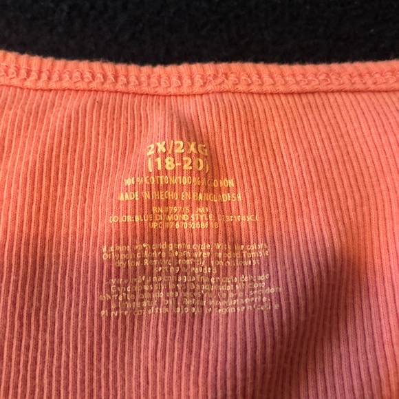 Capri & Tank Top Set - Picture 2 of 4